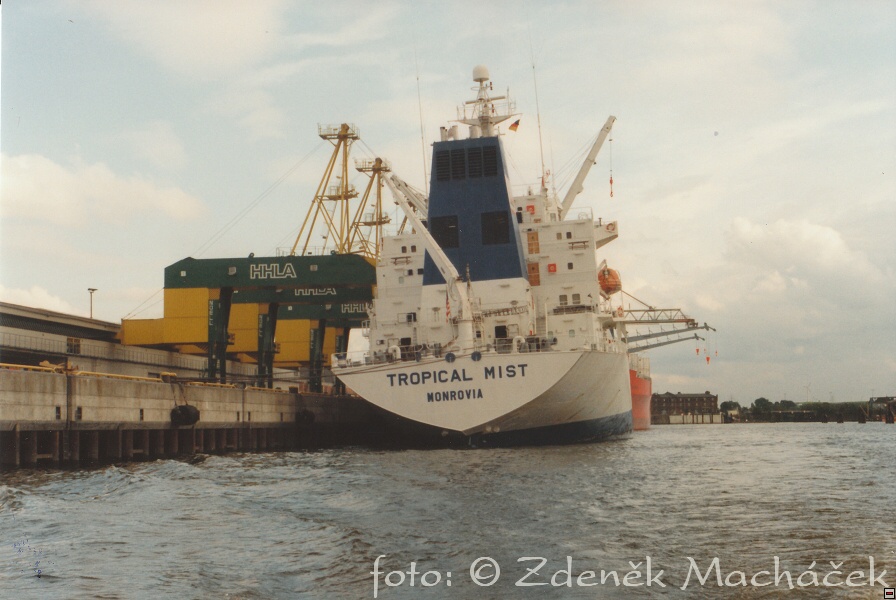 Hamburg_14.zari_1993_0009.jpg